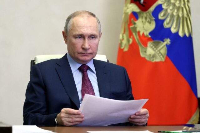 Putin corre risco de perder o controle no poder e próximas 24 horas são críticas