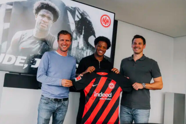 Frankfurt aposta em jovem centroavante do Hertha :: ogol.com.br