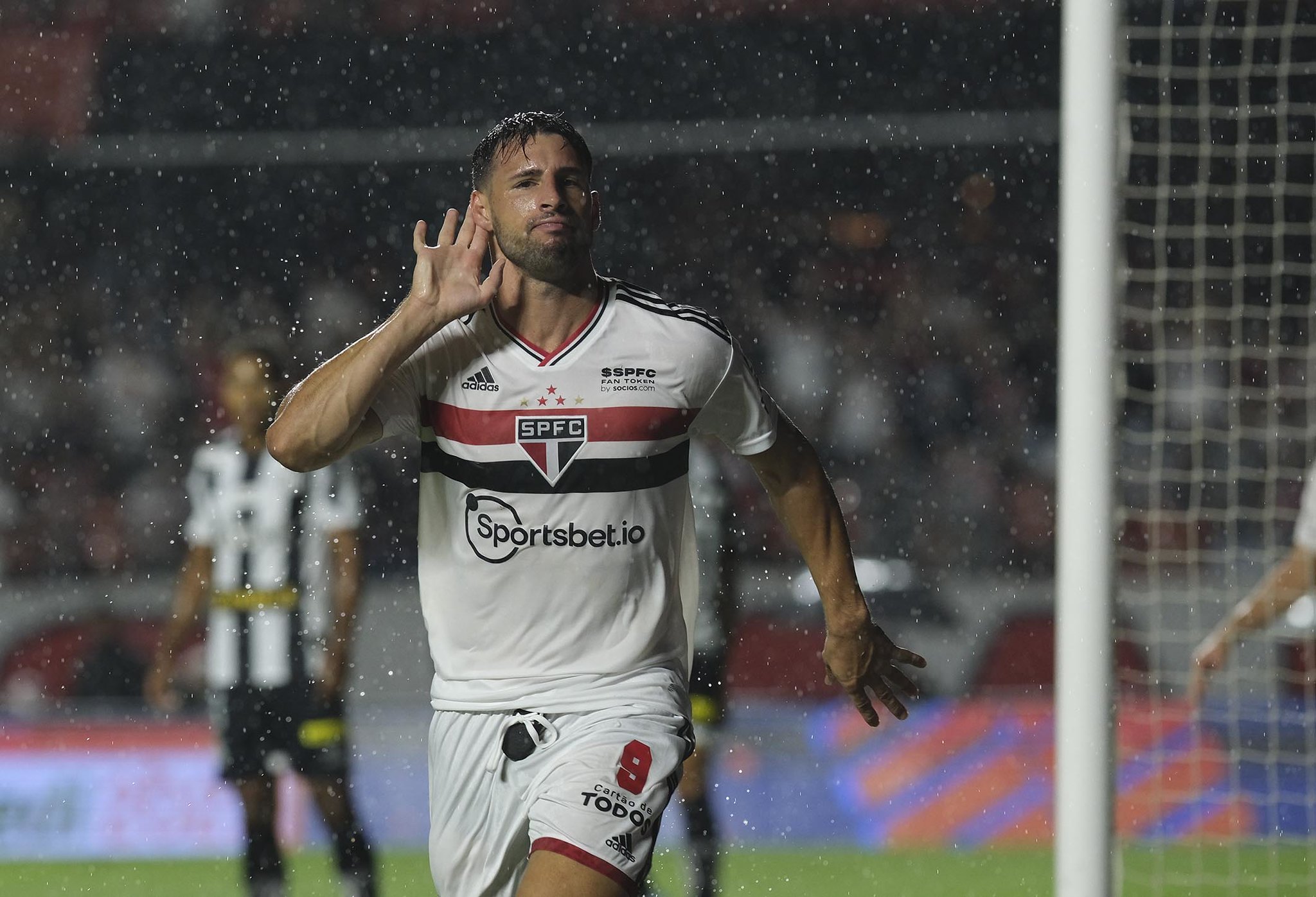 São Paulo venceu 6 dos últimos 8 jogos contra o Santos em casa