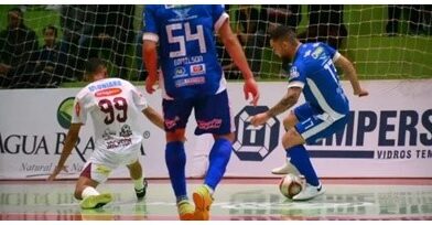 Dracena –  Futsal goleia Uniara e vai à semi final da Liga Paulista