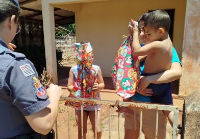 Tupi Paulista – Policia Militar construindo laços com a comunidade e trazendo  alegria às crianças.