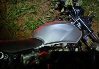 Santa Mercedes – Jovem morre ao bater moto contra cerca de Arame