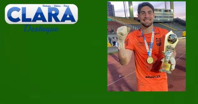 Dracena – Caio Bolonhin ( 29 anos ), goleiro do Galo Maringá/PR, foi Campeão da segunda divisão