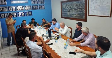 Junqueirópolis – Reunião na Câmara discute preparativos para a Festa da ACERUVA 2025