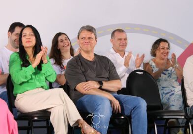 Panorama – Governador Tarcísio de Freitas acompanhado da Primeira-Dama Cristiane Freitas fez entregas dos certificados