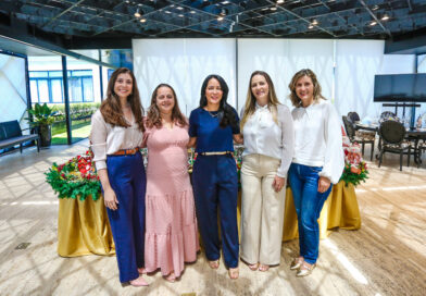 Primeira-dama Cristiane Freitas reúne primeiras-damas municipais do nono ciclo do Caminho da Capacitação