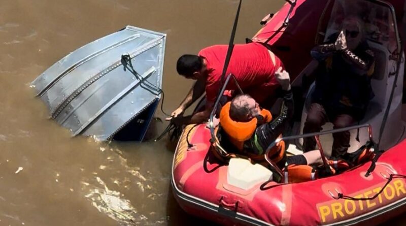 Presidente Epitácio – Família salva pelo Corpo de Bombeiros após ficar 18h dentro da água