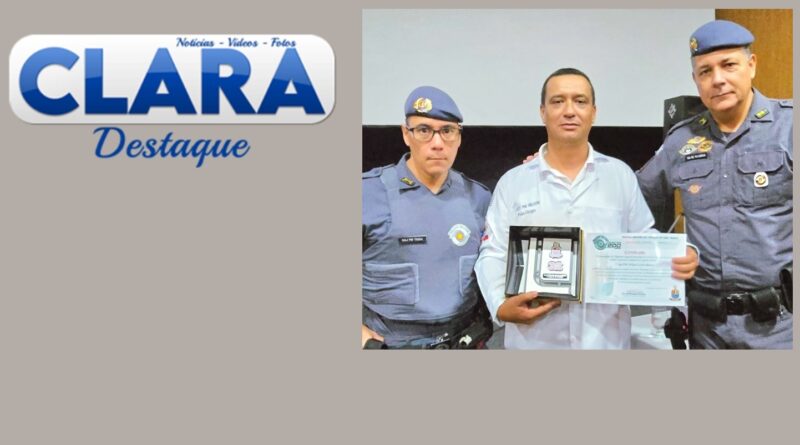 1º Sgt PM Wilson Psicólogo do 25º BPM/I realiza Palestras na cidade de Assis..